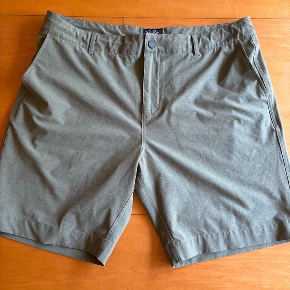 Faherty 36 All Day Sorts tan casual flat front shorts - Picture 1 of 10